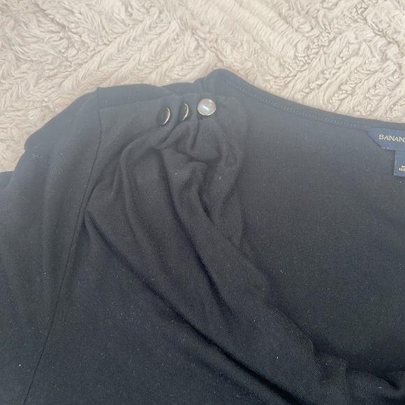 Banana Republic black long sleeve top cowl neck with button detail Size Small - Picture 7 of 16